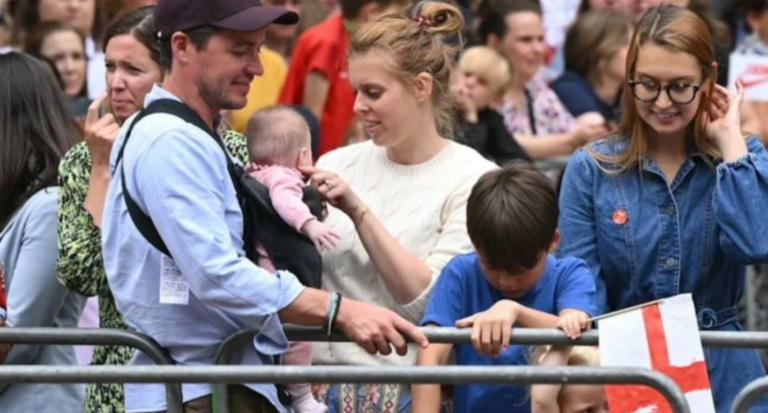 Screenshot_20251122-060849_Opera Mini