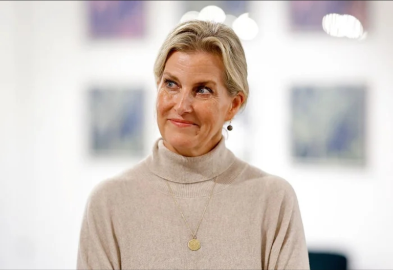 Screenshot_20251203-120613_Opera Mini